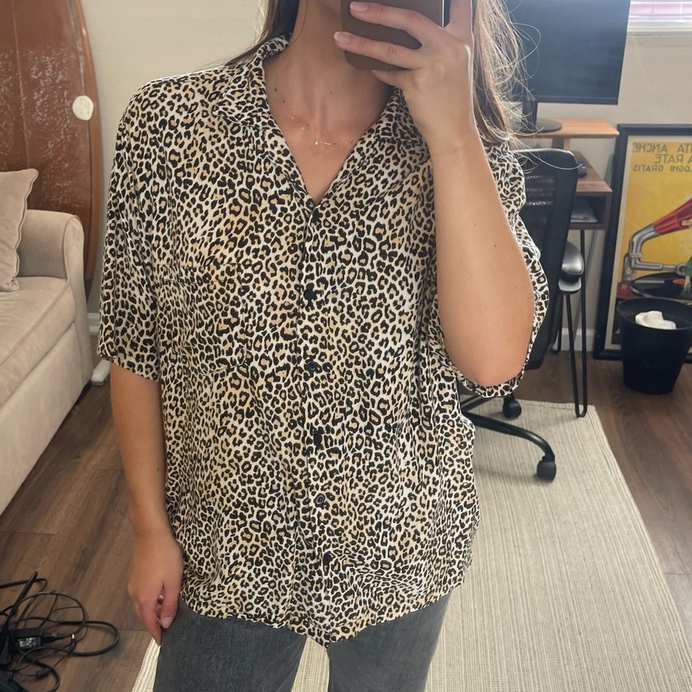 Cheetah button down shirt - Picture 3 of 8